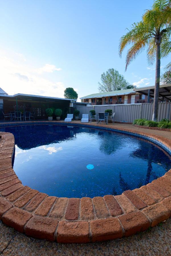 Ruthven Street Motor Inn Toowoomba Esterno foto